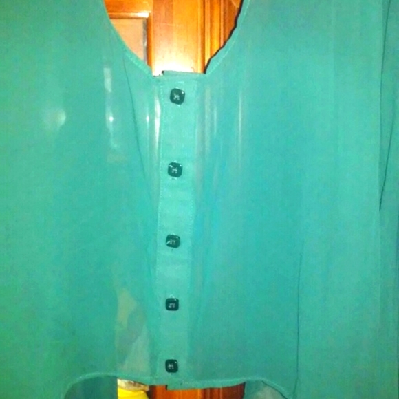 Flowy Bebe Blue Green 💚 Teal 🩵 Blouse Top Size S - Picture 8 of 16